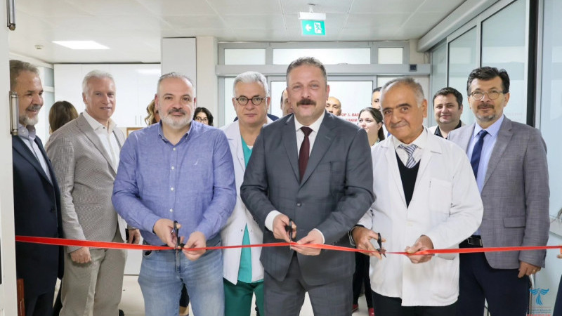 Tepecik Eğitim ve Araştırma Hastanesi, yenilenen kalp damar cerrahisi servisini hizmete açtı