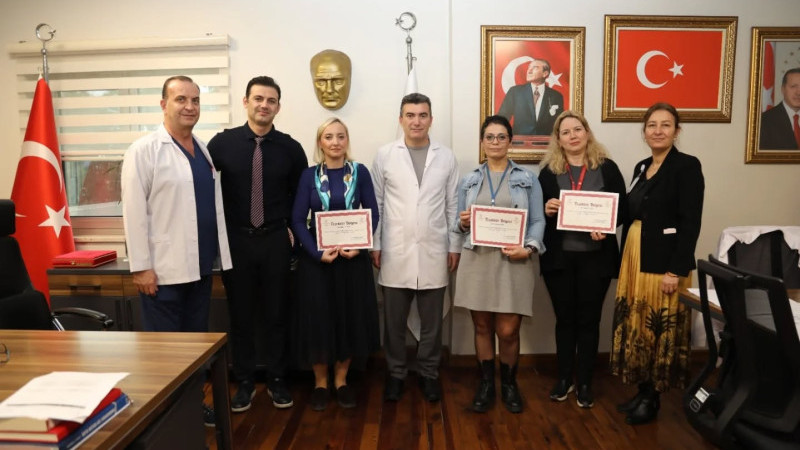 Çiğli Eğitim ve Araştırma Hastanesi’nde başarıya teşekkür belgesi