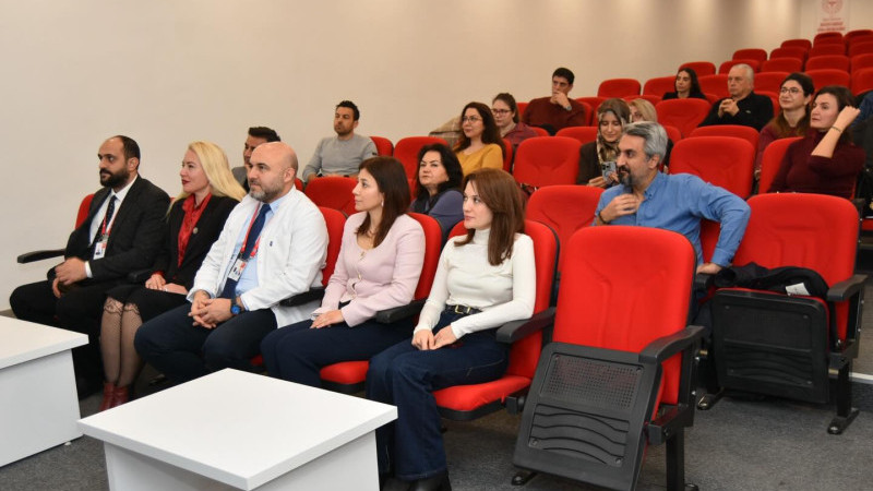 Buca Seyfi Demirsoy Hastanesi'nde Estetik Sertifika eğitim programı başladı