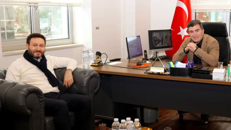 Türkiye Acil Tıp Vakfı Başkanı Şahin Çolak’tan Başhekim Yamanoğlu’na ziyaret