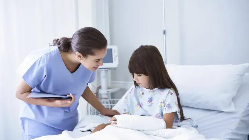 İzmir’de çocuk acil hemşireliği sınavı: Başvurular 13-26 Şubat’ta başlıyor!