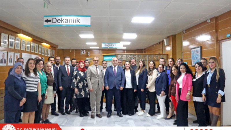 İzmir Atatürk Eğitim ve Araştırma Hastanesi’nde iftar buluşması