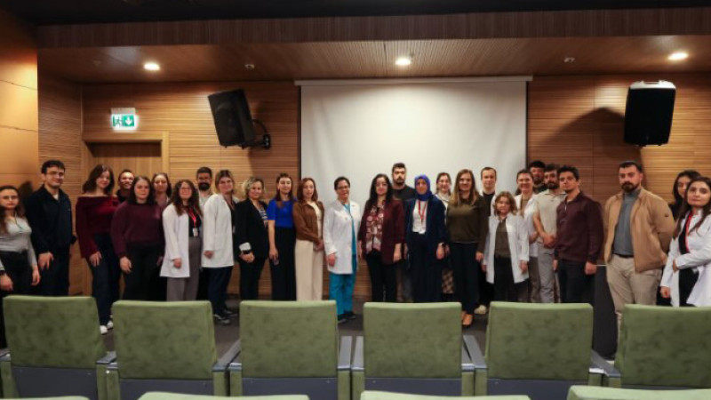 İzmir Şehir Hastanesi'nde yoğun bakım hemşireliği eğitimi başladı