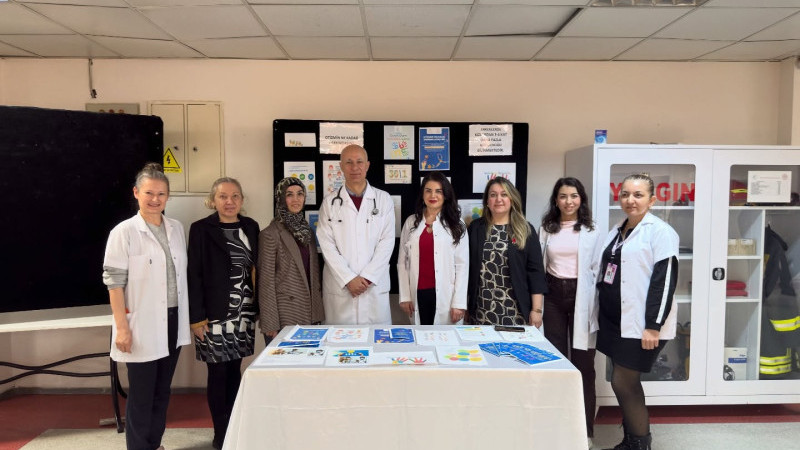 İzmir Atatürk Eğitim Hastanesi'nden Otizm farkındalığı