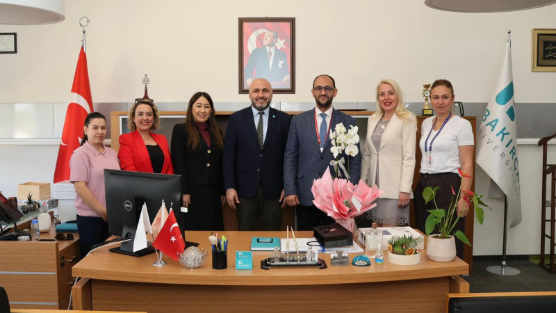 Buca Seyfi Demirsoy’dan Dekan Öncel’e hayırlı olsun ziyareti