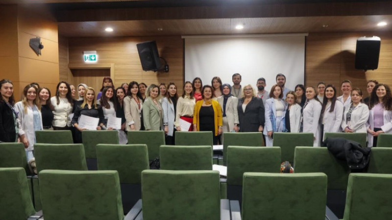 İzmir Şehir Hastanesinden psikiyatri hemşireliği sertifika programı