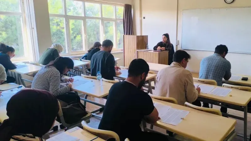 İzmir’de sağlık personeli için aday memurluk sınav tarihleri belli oldu