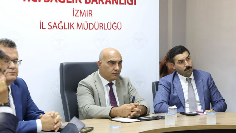 İzmir’in sağlık yatırımları üst yönetim toplantısında masaya yatırıldı