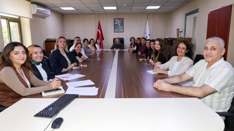 Dr. Behçet Uz’da hizmet kalitesini ve çalışan motivasyonunu artıracak adım