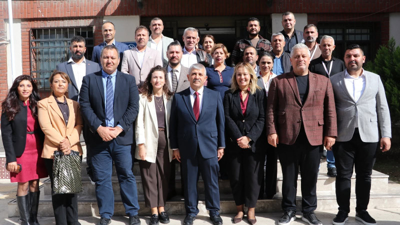 MHP İzmir İl Başkanı Veysel Şahin’den Dr. Behçet Uz Çocuk Hastanesi’ne anlamlı ziyaret